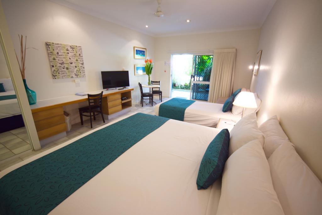 Lazy Lizard Motor Inn Port Douglas Exterior foto
